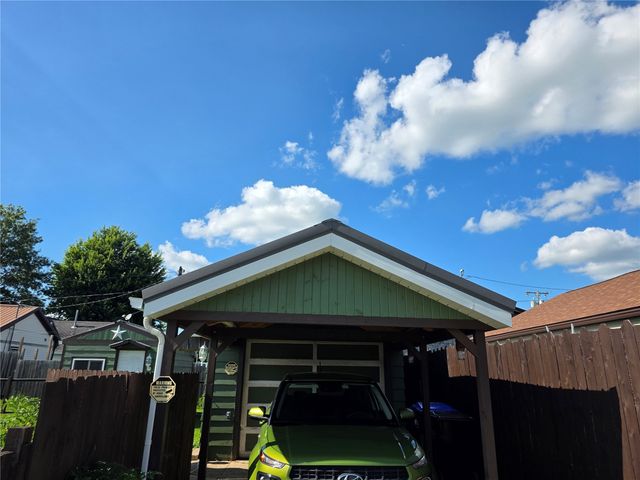 602 10th Street, Belle Plaine, IA 52208