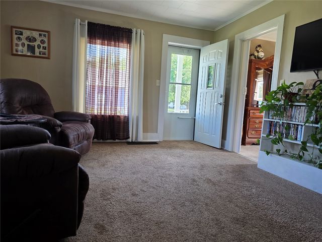 602 10th Street, Belle Plaine, IA 52208