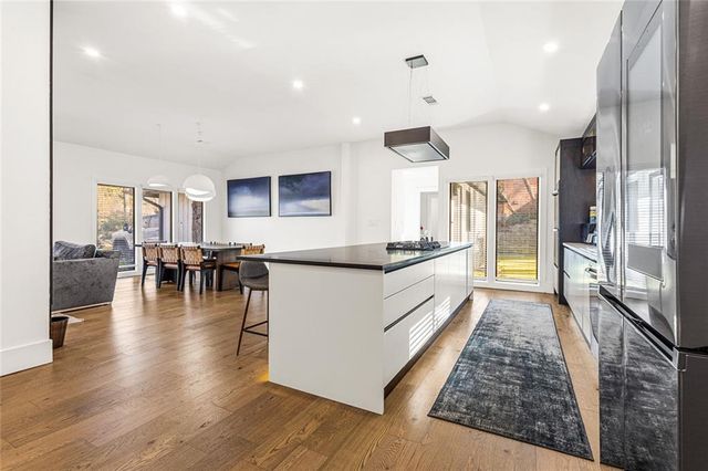 915 Lost Forest NW Drive, Atlanta, GA 30328