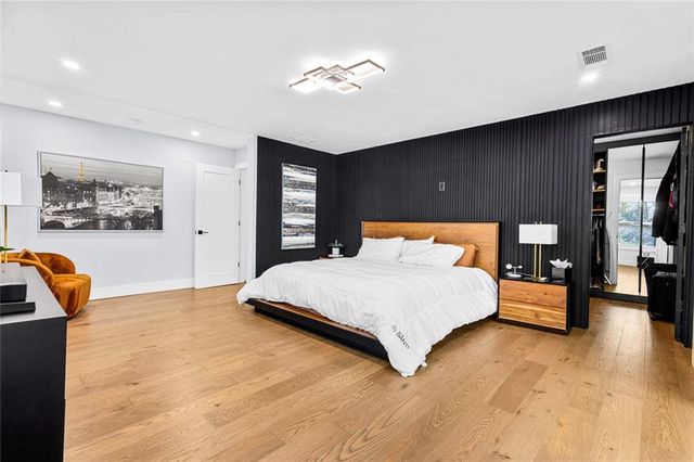 915 Lost Forest NW Drive, Atlanta, GA 30328