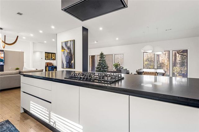 915 Lost Forest NW Drive, Atlanta, GA 30328