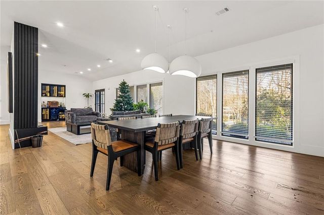 915 Lost Forest NW Drive, Atlanta, GA 30328