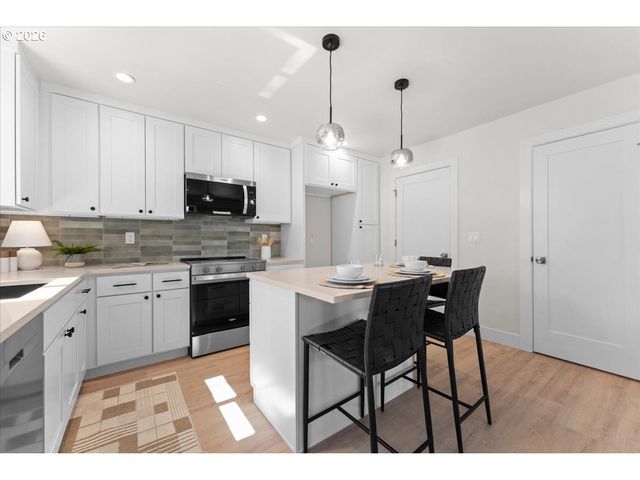 6703 Se 69th Ave C, Portland, OR 97206