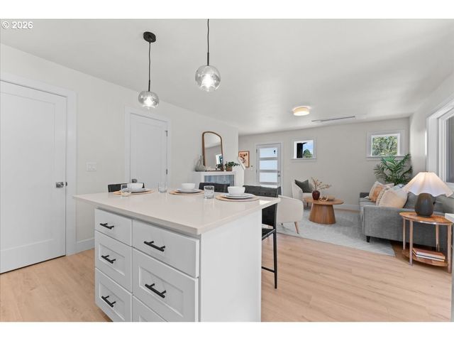 6703 Se 69th Ave C, Portland, OR 97206