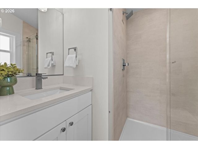 6703 Se 69th Ave C, Portland, OR 97206