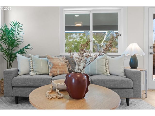 6703 Se 69th Ave C, Portland, OR 97206