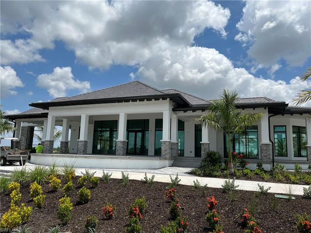 4580 Centaurus CIR, Naples, FL 34120