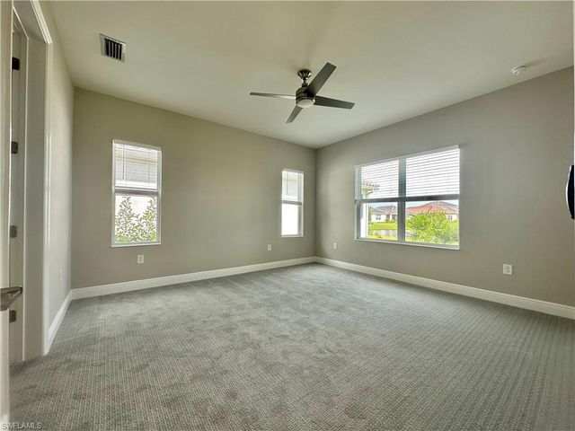 4580 Centaurus CIR, Naples, FL 34120