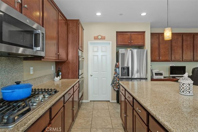 16820 Golden Bluff, Riverside, CA 92503