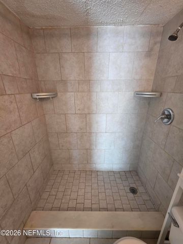 1603 CHALLENGER Court W 1603, Jacksonville, FL 32233