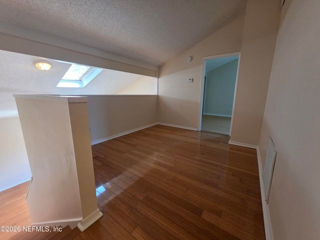 1603 CHALLENGER Court W 1603, Jacksonville, FL 32233