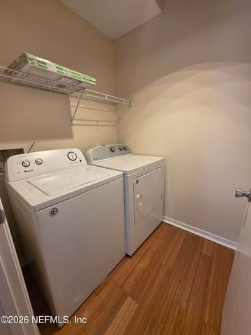 1603 CHALLENGER Court W 1603, Jacksonville, FL 32233