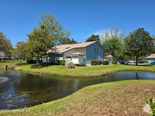 1603 CHALLENGER Court W 1603, Jacksonville, FL 32233