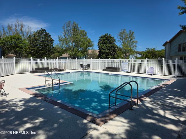 1603 CHALLENGER Court W 1603, Jacksonville, FL 32233