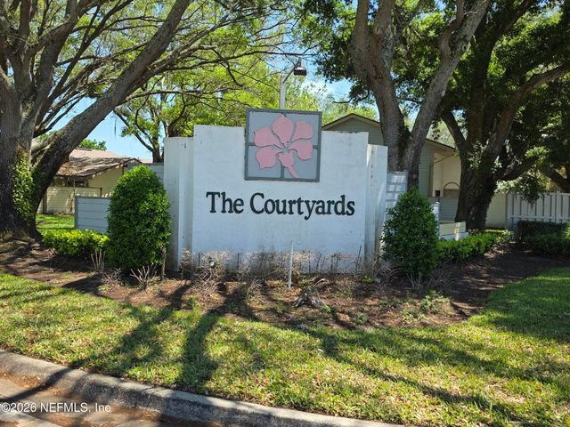 1603 CHALLENGER Court W 1603, Jacksonville, FL 32233