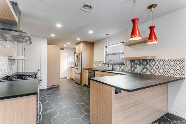 7506 Dijon Ct, San Antonio, TX 78209