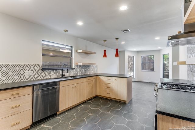 7506 Dijon Ct, San Antonio, TX 78209