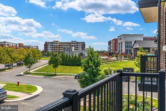 42619 NUBBINS TER, Ashburn, VA 20147