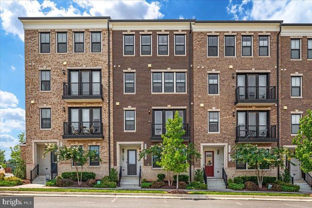 42619 NUBBINS TER, Ashburn, VA 20147