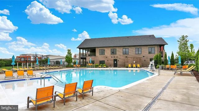 42619 NUBBINS TER, Ashburn, VA 20147