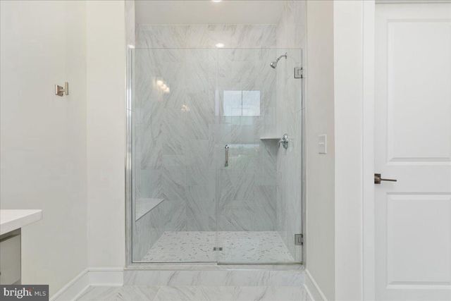 42619 NUBBINS TER, Ashburn, VA 20147