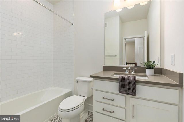 42619 NUBBINS TER, Ashburn, VA 20147