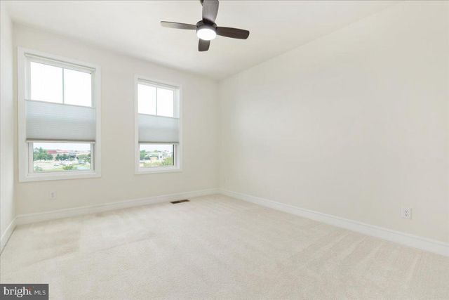42619 NUBBINS TER, Ashburn, VA 20147