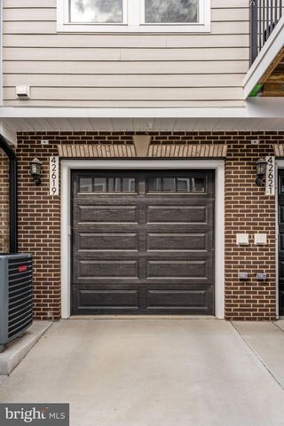 42619 NUBBINS TER, Ashburn, VA 20147