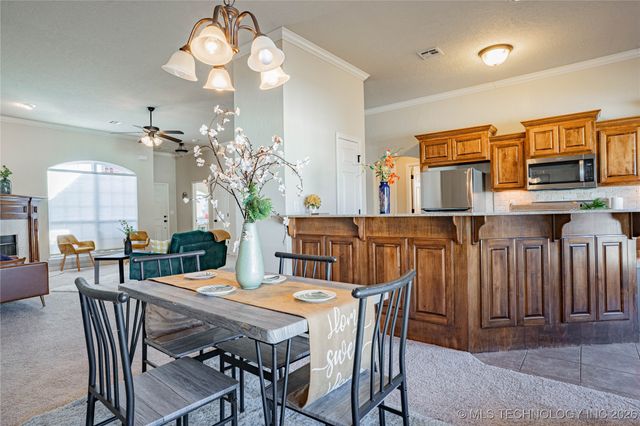 13009 E 133rd Place N, Collinsville, OK 74021