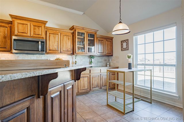 13009 E 133rd Place N, Collinsville, OK 74021