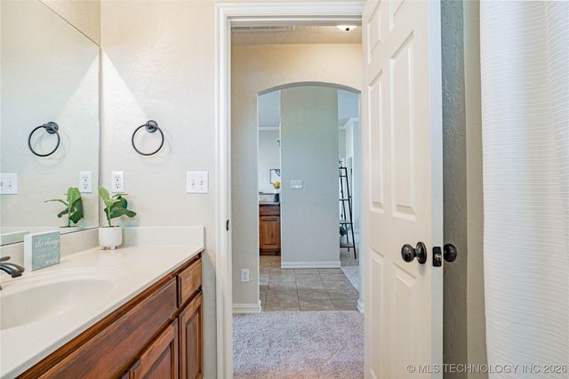 13009 E 133rd Place N, Collinsville, OK 74021