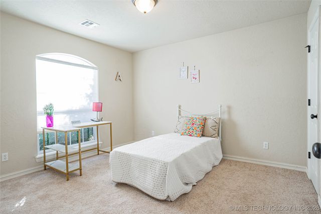 13009 E 133rd Place N, Collinsville, OK 74021