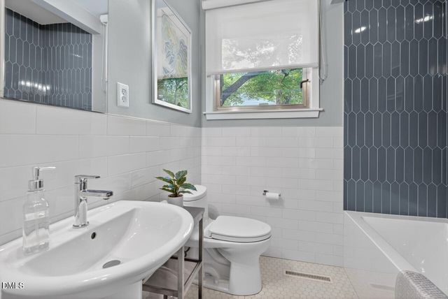 300 Monticello Avenue, Durham, NC 27707