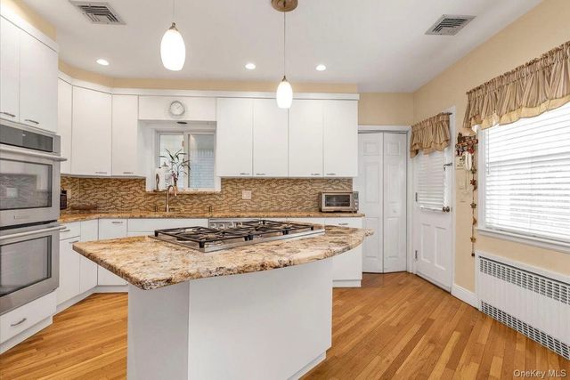 757 Bixby Drive, Baldwin, NY 11510