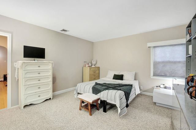 757 Bixby Drive, Baldwin, NY 11510