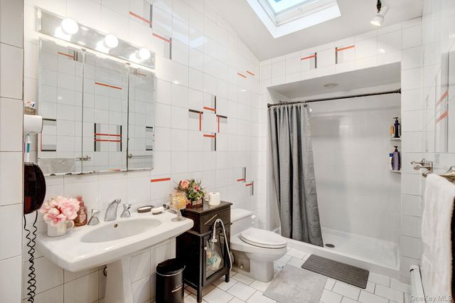 757 Bixby Drive, Baldwin, NY 11510