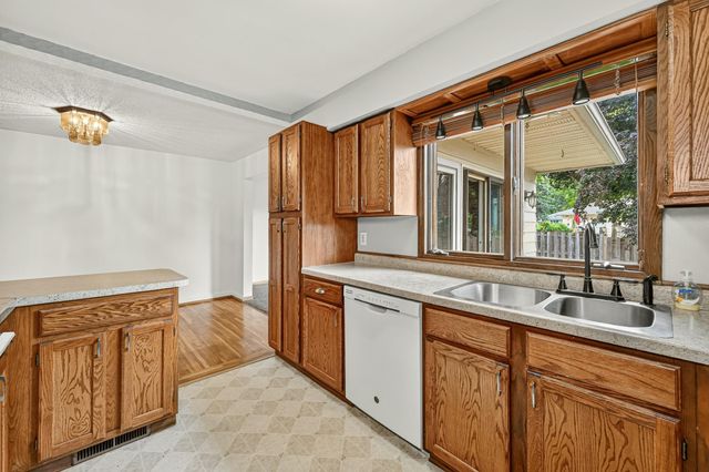 1508 5th Avenue NW, Rochester, MN 55901