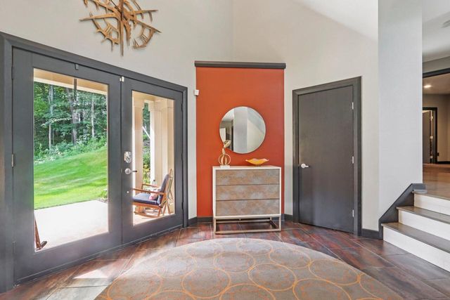 N1W31286 Hickory Hollow COURT, Delafield, WI 53018