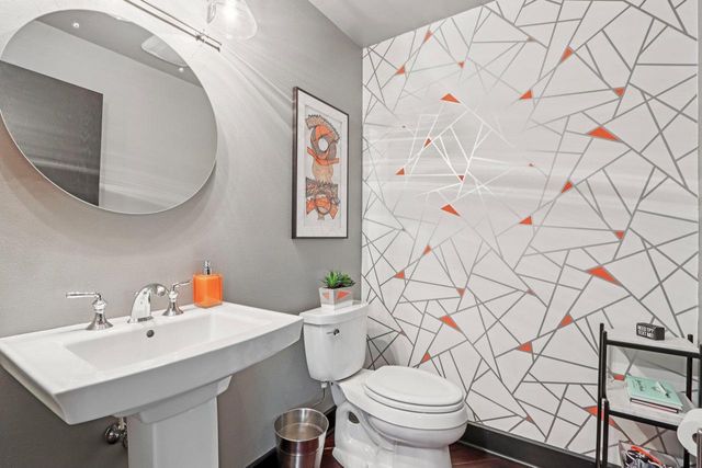 N1W31286 Hickory Hollow COURT, Delafield, WI 53018