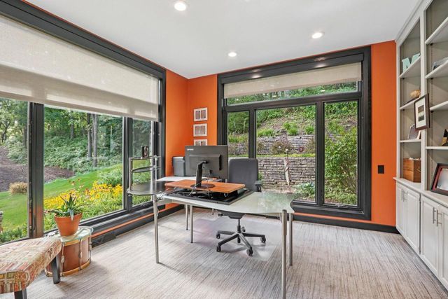 N1W31286 Hickory Hollow COURT, Delafield, WI 53018