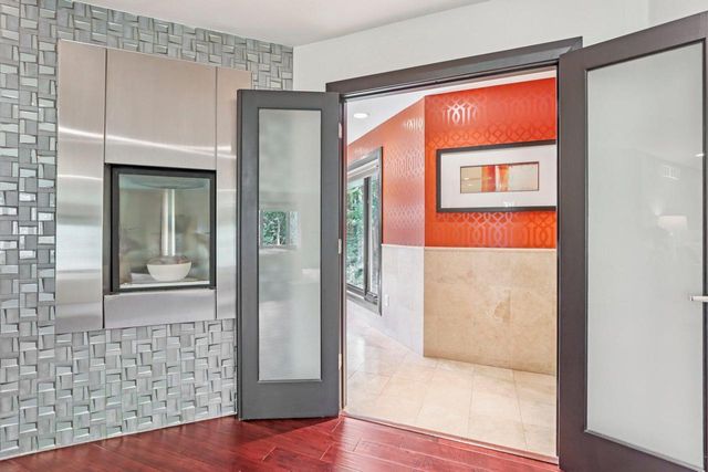 N1W31286 Hickory Hollow COURT, Delafield, WI 53018