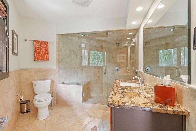 N1W31286 Hickory Hollow COURT, Delafield, WI 53018