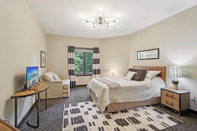 N1W31286 Hickory Hollow COURT, Delafield, WI 53018