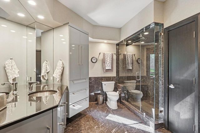 N1W31286 Hickory Hollow COURT, Delafield, WI 53018