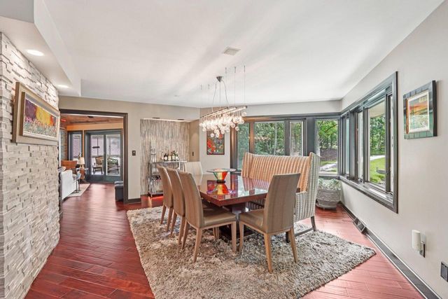 N1W31286 Hickory Hollow COURT, Delafield, WI 53018