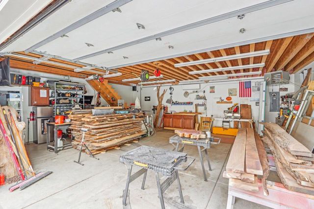 N1W31286 Hickory Hollow COURT, Delafield, WI 53018