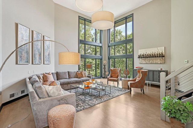 N1W31286 Hickory Hollow COURT, Delafield, WI 53018