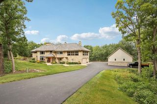 N1W31286 Hickory Hollow COURT, Delafield, WI 53018