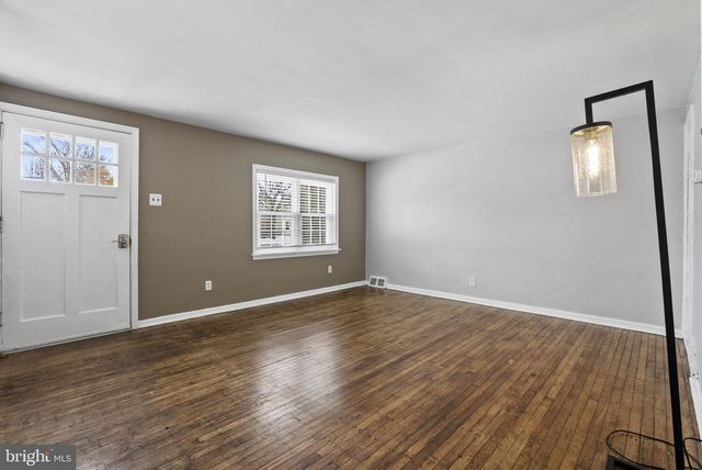 215 ALLISON RD, Oreland, PA 19075