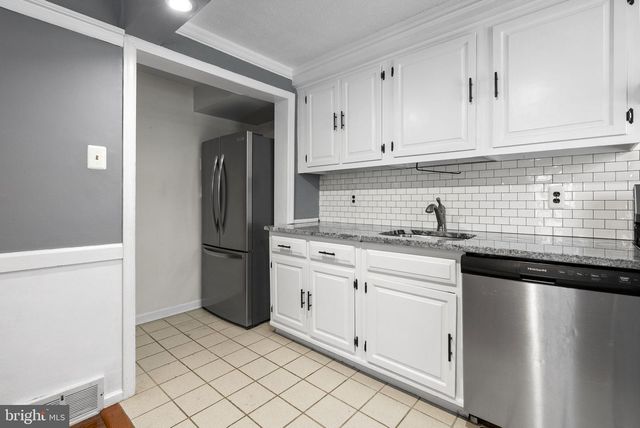 215 ALLISON RD, Oreland, PA 19075